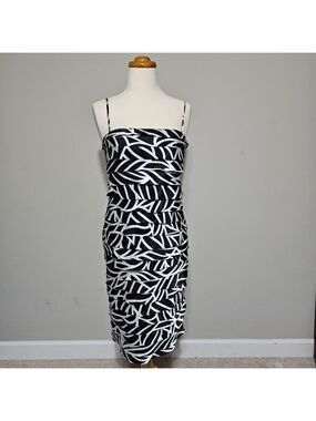NW Collections Black White Geometric Dress Size 4